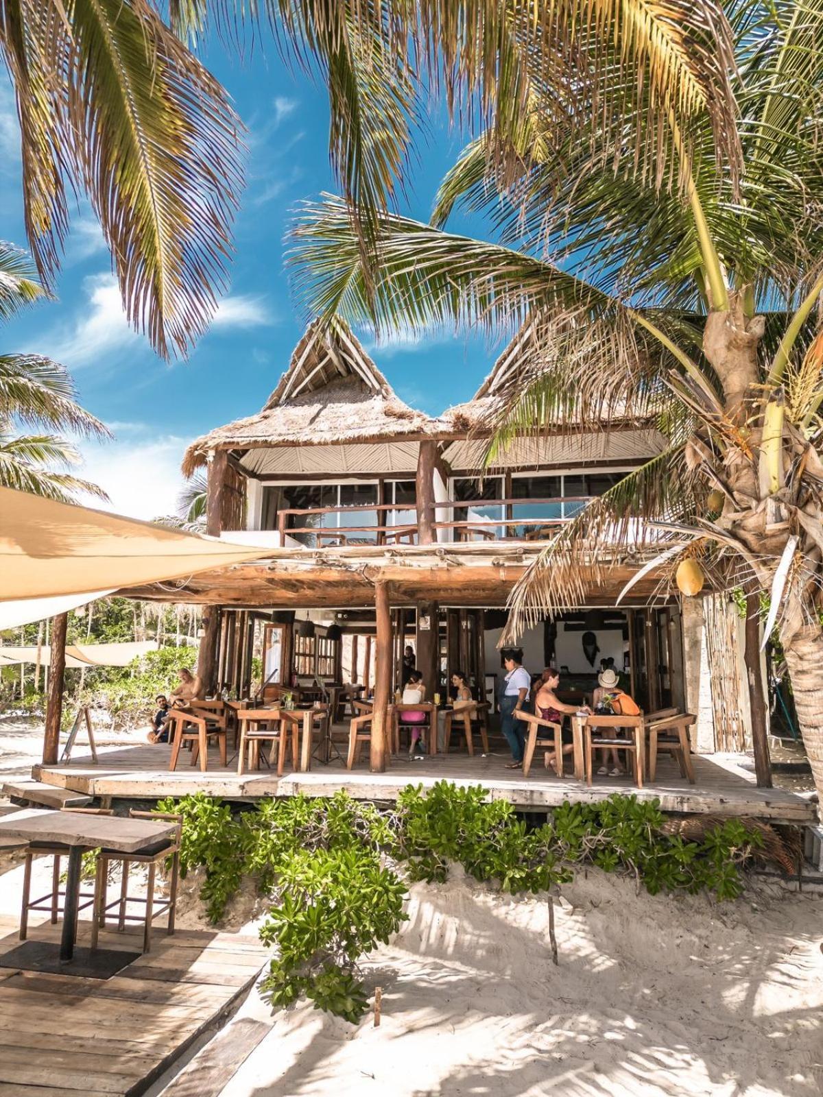 Niken Beachfront Tulum Hotel Exterior photo