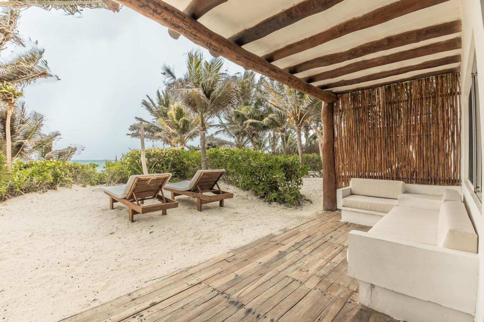 Niken Beachfront Tulum Hotel Exterior photo